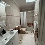 Spacious & Centrally-located Arona (Tenerife)